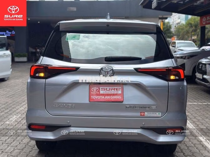 Toyota Avanza Premio 1.5G 2024 MT (xe tập lái)