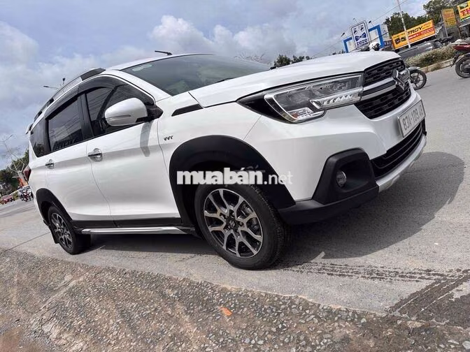 Suzuki XL7 7 chỗ Số tự động Trắng