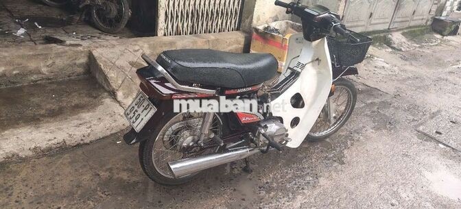 Honda Dream Thái Nâu