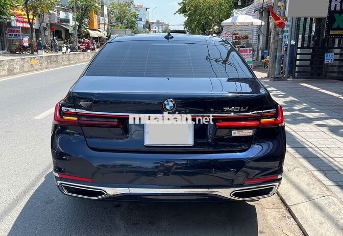 BMW 740Li 2020 Xanh 4 vạn km