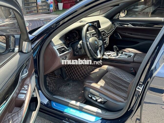 BMW 740Li 2020 Xanh 4 vạn km