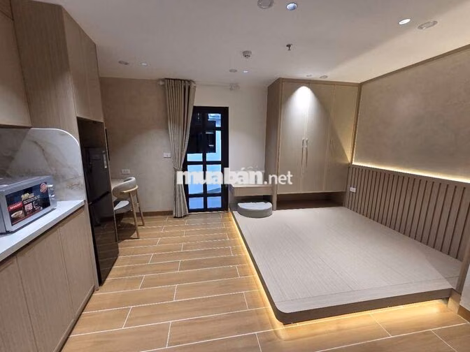Đập hộp toà mới Full đồ cao cấp, ô tô đỗ cửa tại Nguyễn Khánh Toàn 