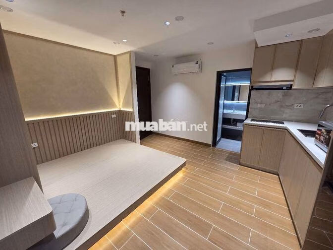 Đập hộp toà mới Full đồ cao cấp, ô tô đỗ cửa tại Nguyễn Khánh Toàn 