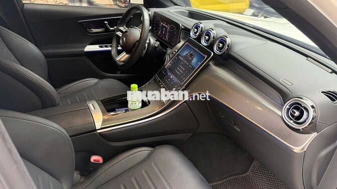 Mercedes-Benz GLC300 4Matic 2025 Trắng 9.xxx km