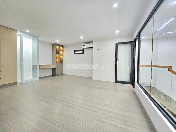 Nhà đẹp full nội thất - hẻm ô tô Phan Văn Hớn, Quận 12, sổ hồng riêng 