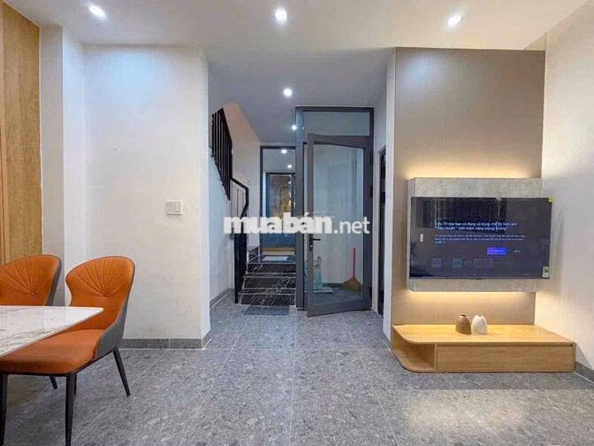 114 CHO THUÊ NHÀ 2 TẦNG 2 MẶT KIỆT LÊ DUẨN