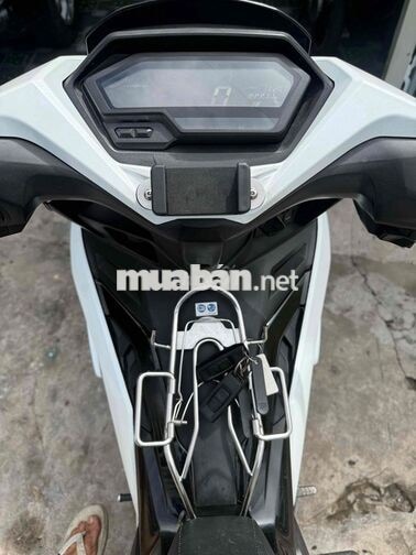 Bán Winner X V3 2022 máy zin áo chân sạch đẹp