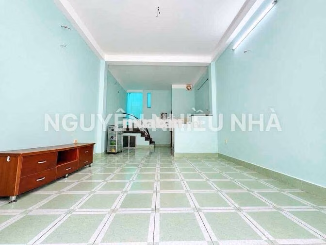 BÁN NHÀ 2 TẦNG HOÀNG TRỌNG MẬU | 40M2 NGANG 4M - HẺM 3M THOÁNG