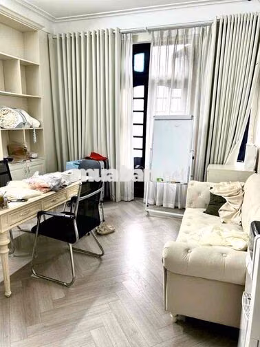 Chính chủ cho thuê nhà mặt phố 110 Tuệ Tĩnh
