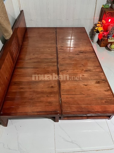 thanh lý tủ quần áo, giường gấp , bàn học sinh 