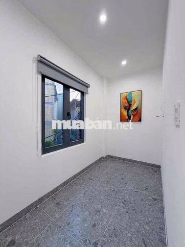 114 CHO THUÊ NHÀ 2 TẦNG 2 MẶT KIỆT LÊ DUẨN