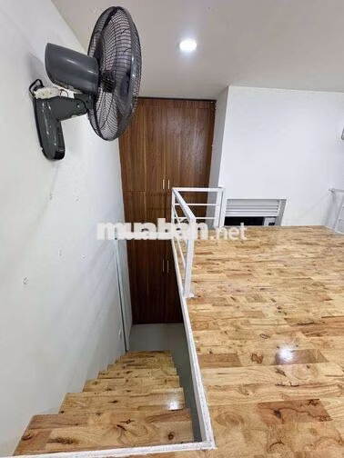 GÁC CAO ĐẦY ĐỦ NỘI THẤT NGAY TRUNG TÂM QUẬN 3