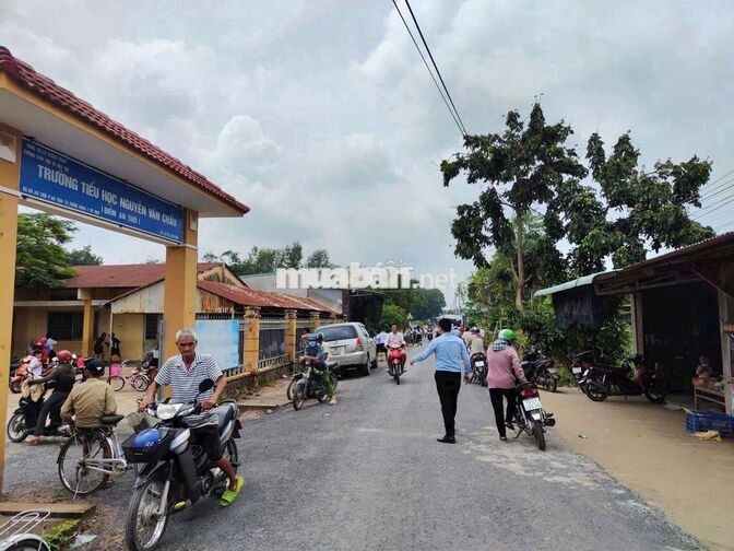 380m2 đất 800tr ở đường Đặng Văn Trước gần ngã tư An Bình cách chỉ 5p