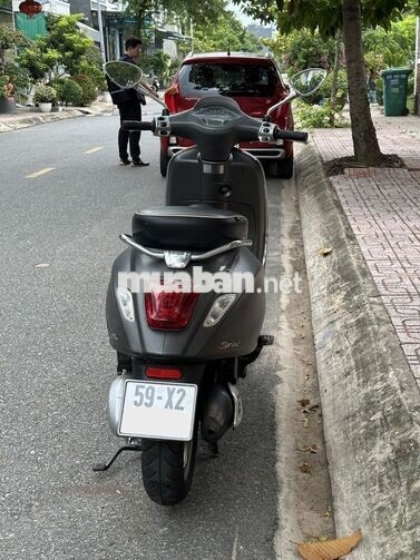 Piaggio Vespa Sprint 125cc 3vie 2015 Xám 36000km