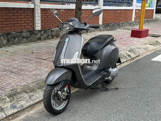 Piaggio Vespa Sprint 125cc 3vie 2015 Xám 36000km