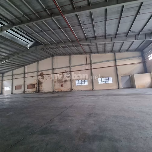 Cho thuê xưởng 2.233m2 kế bên KCN Hạnh Phúc, Đức Hòa, Long An - 220tr