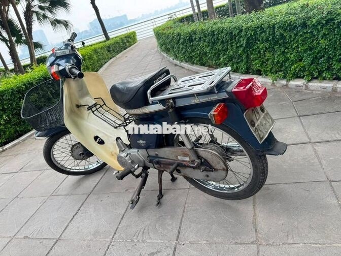 Thanh lý Honda 82/70-91 1993 Xanh