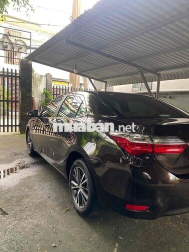 Toyota Corolla Altis 1.8G 2018 Nâu Việt Nam