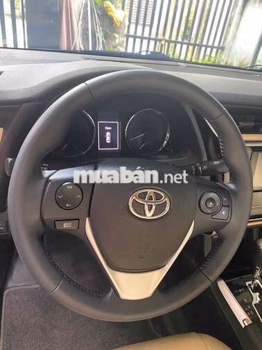 Toyota Corolla Altis 1.8G 2018 Nâu Việt Nam