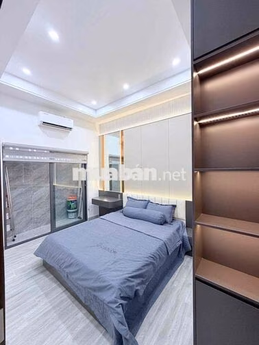 chính chủ cần bán gấp nhà mặt tiền đặng huy tá vitri rất đẹp