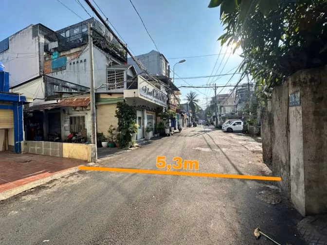 Công ty Đấu giá hợp danh Lam Sơn Sài Gòn THÔNG BÁO ĐẤU GIÁ TÀI SẢN