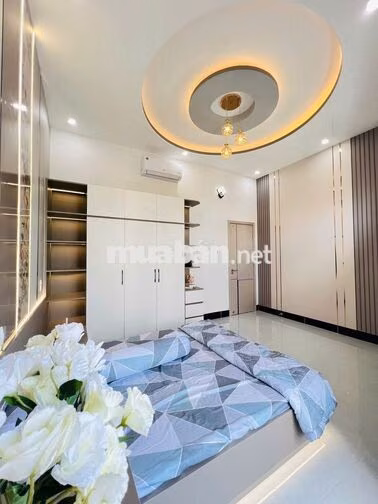 GIẢM 240TR – NHÀ MẶT TIỀN LỘ 20M BÌNH THỦY – FULL NỘI THẤT –  2,95 TỶ