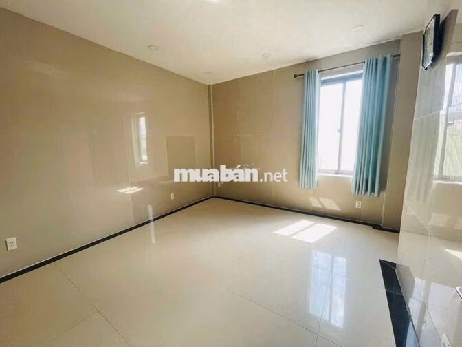 BIỆT THỰ KHU VEN SÔNG - ĐƯỜNG 23 HIỆP BÌNH CHÁNH - 8 PHÒNG 6WC