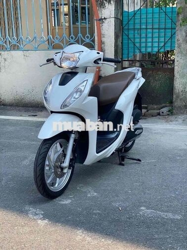 Honda Vision Trắng 6808 km