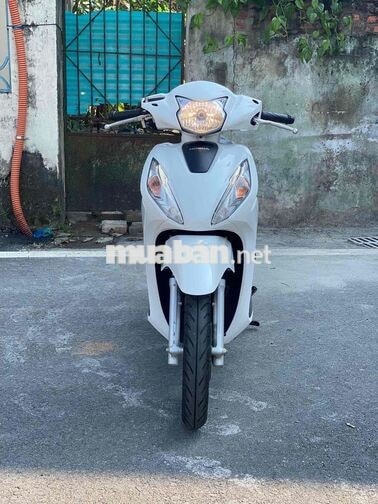 Honda Vision Trắng 6808 km