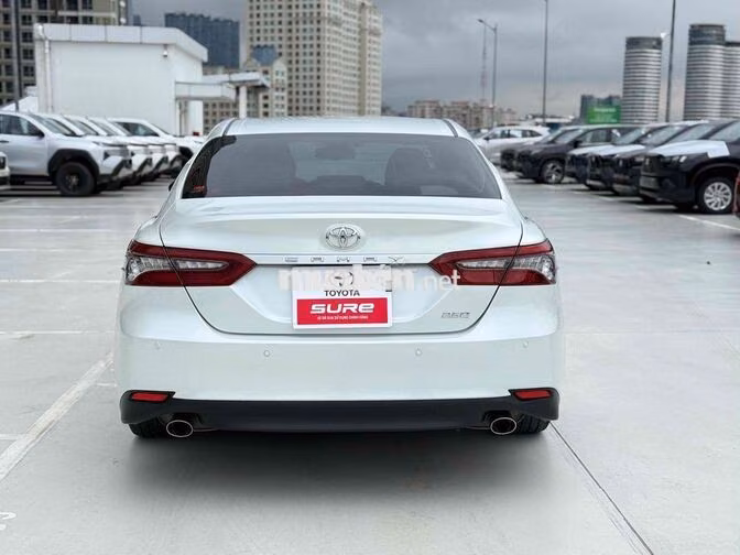 Toyota Camry 2.5Q 2022 Trắng Ghế da