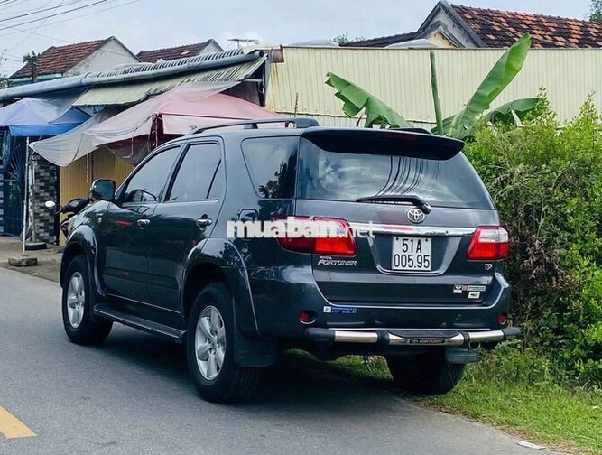 Toyota Fortuner 2.7V 2010 Số tự động Xám