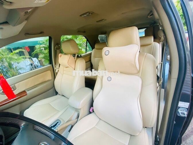 Toyota Fortuner 2.7V 2010 Số tự động Xám