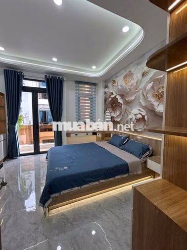 Bán nhà  mới xây dựng - chính chủ - 6.350 tỷ chốt giá cực tốt