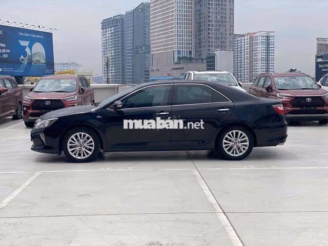 Toyota Camry 2.5Q 2018 Đen 88.000km