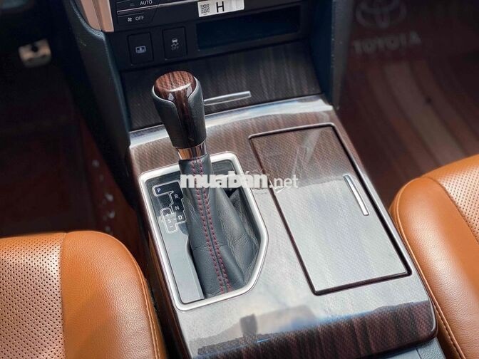 Toyota Camry 2.5Q 2018 Đen 88.000km