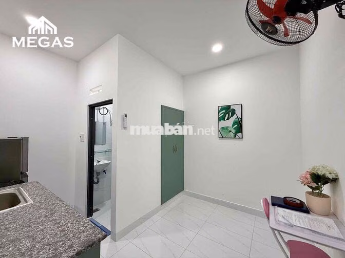 PHÒNG MỚI XÂY ĐI BỘ QUA UTH CS3 _ FULL NỘI THẤT _ SIÊU MỚI