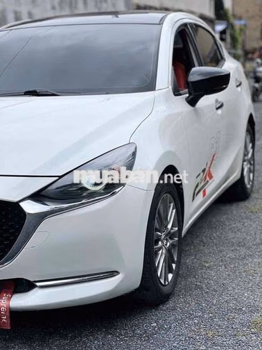 Mazda Mazda 2 Luxury 2022 Trắng 73.000 km