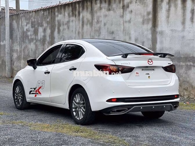 Mazda Mazda 2 Luxury 2022 Trắng 73.000 km