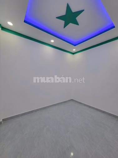 Nhà đẹp mới xây xách vali ở ngay DT 150M2,SHR,bancon chill chill