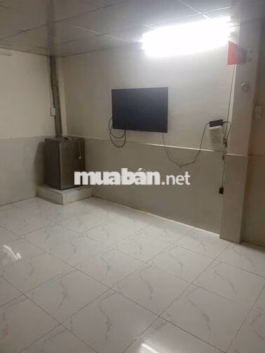 Phòng sân vườn wifi free gân chợ Hiệp binh