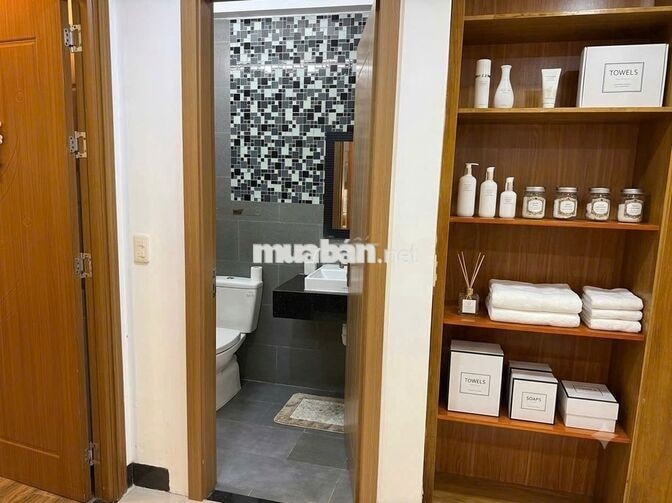 Cho thuê nhà 3 tầng MT đường KHUÊ MỸ ĐÔNG 7 - gần biển .Giá 32tr/tháng