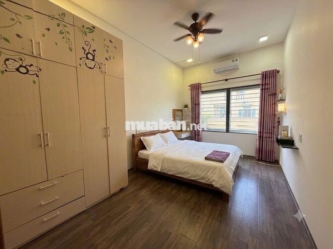 Cho thuê nhà 3 tầng MT đường KHUÊ MỸ ĐÔNG 7 - gần biển .Giá 32tr/tháng