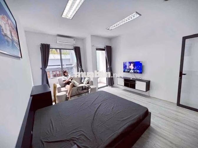 🌿CHO THUÊ CĂN 1PN BAN CÔNG RỘNG 50M2 NGAY CV LÊ VĂN TÁM QUẬN 1