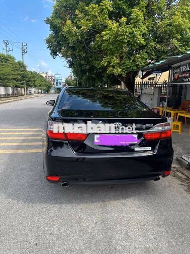 Toyota Camry 2.5Q Đen 5 chỗ Xăng