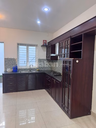 Cho thuê nhà nguyên căn DA Nam Long Liên Phường Q9, dt 4,5x20m,3.5lau