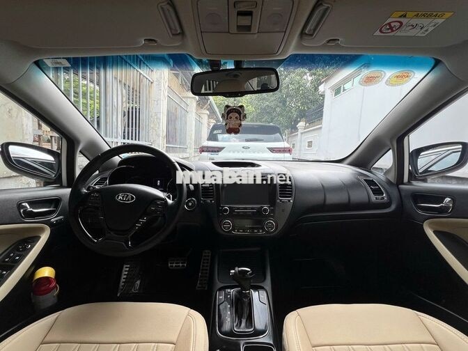 KIA CERATO 1.6 AT 2016 Trắng 52.000 km