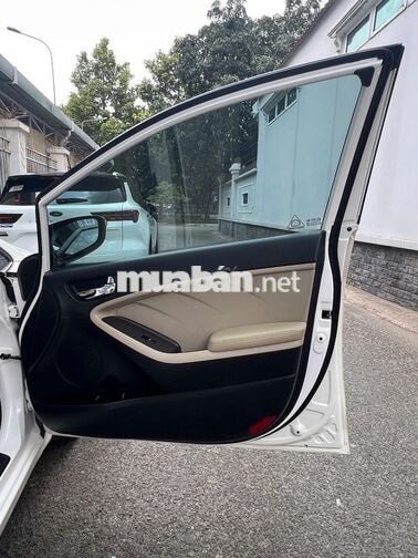 KIA CERATO 1.6 AT 2016 Trắng 52.000 km