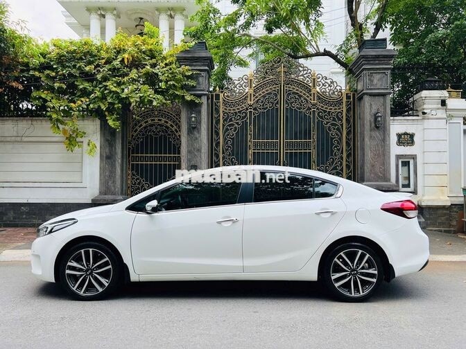 KIA CERATO 1.6 AT 2016 Trắng 52.000 km