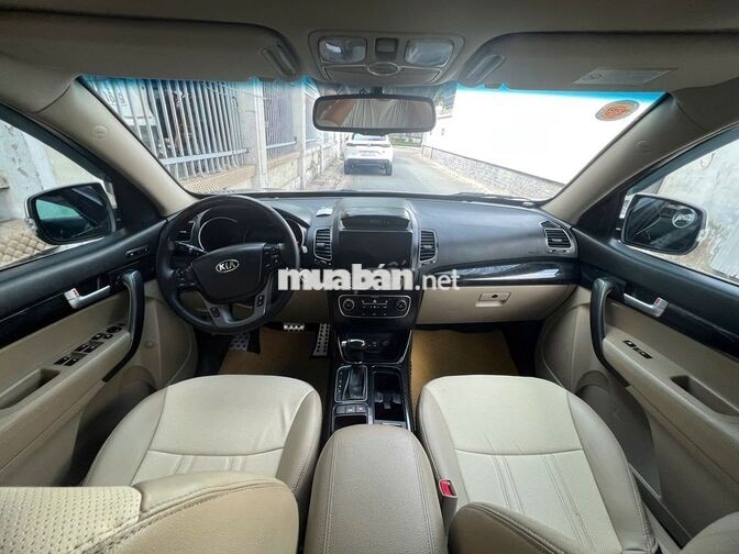 Kia Sorento 2018 2.2 Dath Vàng ghi Dầu