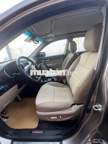Kia Sorento 2018 2.2 Dath Vàng ghi Dầu